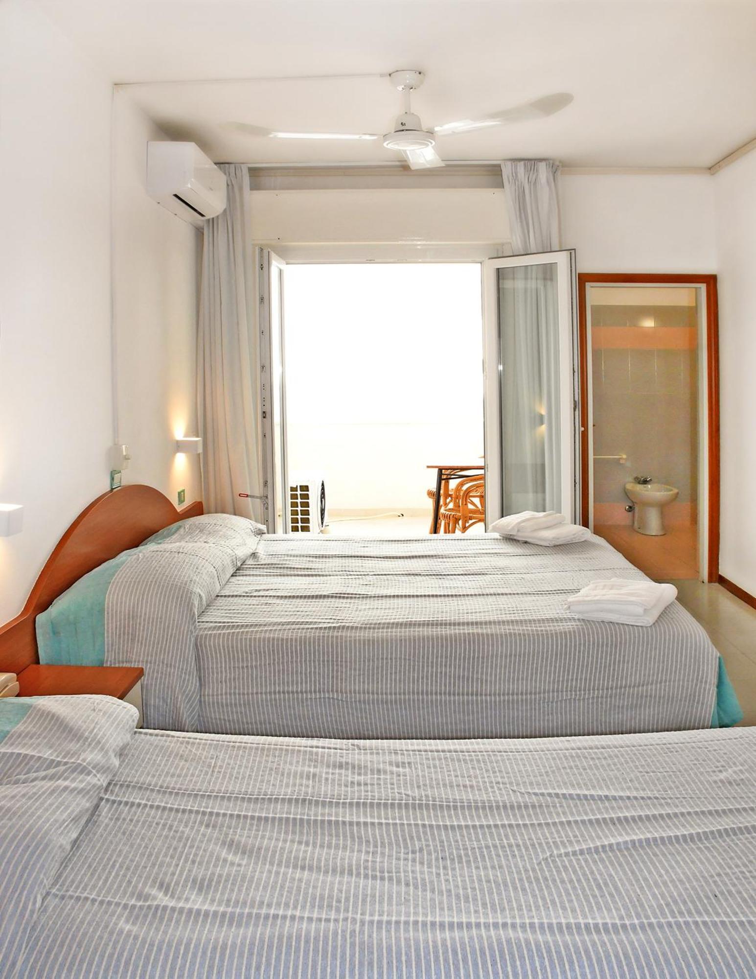 Hotel Exclusive In Pieno Centro - Nuova Gestione 2025 リッチョーネ エクステリア 写真