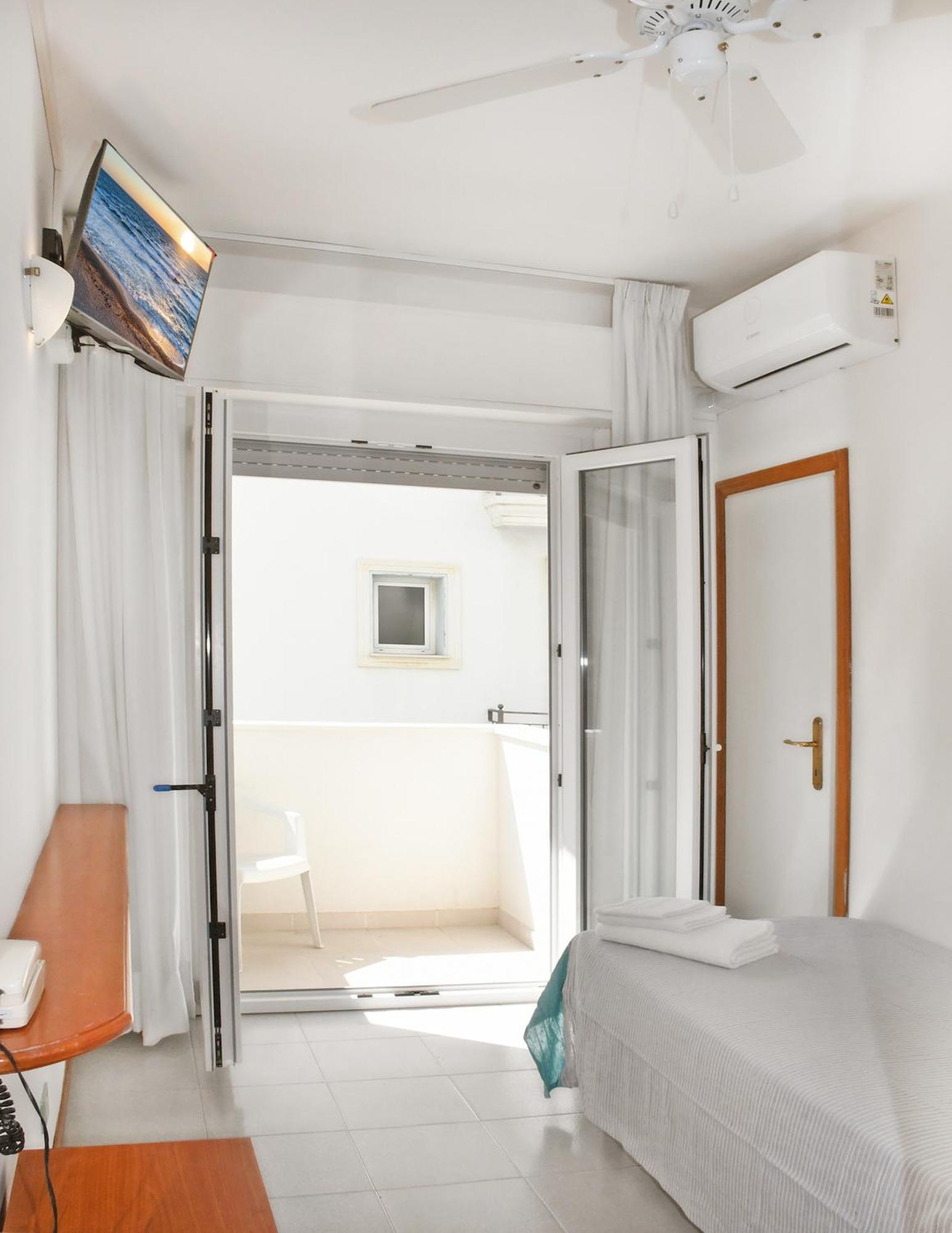 Hotel Exclusive In Pieno Centro - Nuova Gestione 2025 リッチョーネ エクステリア 写真