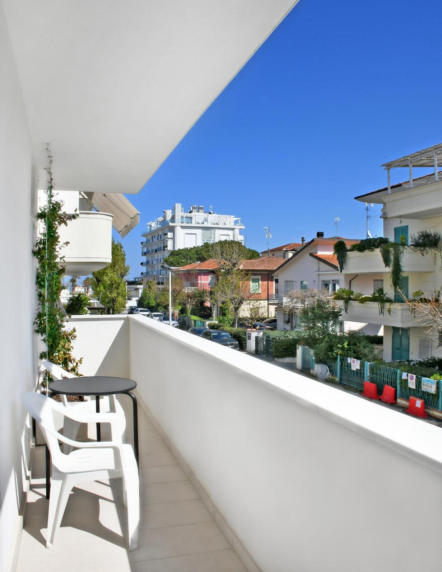 Hotel Exclusive In Pieno Centro - Nuova Gestione 2025 リッチョーネ エクステリア 写真