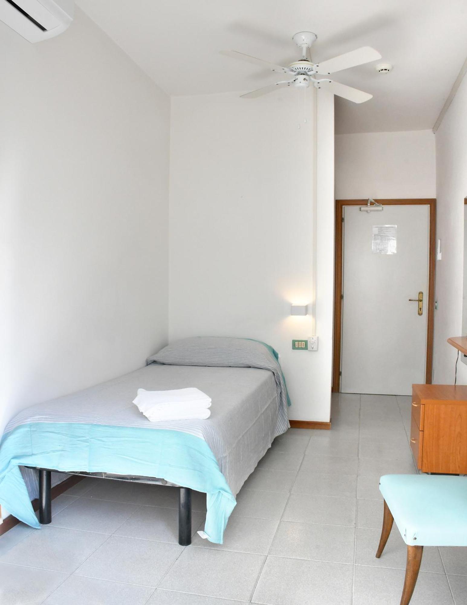 Hotel Exclusive In Pieno Centro - Nuova Gestione 2025 リッチョーネ エクステリア 写真